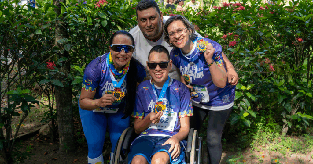 Família reunida - Atípcos Run 2025